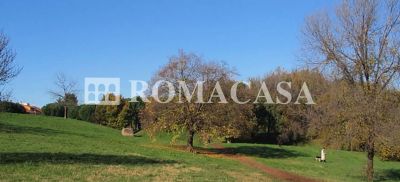 Parco Appia Antica – Rustico posizione unica ed irripetibile